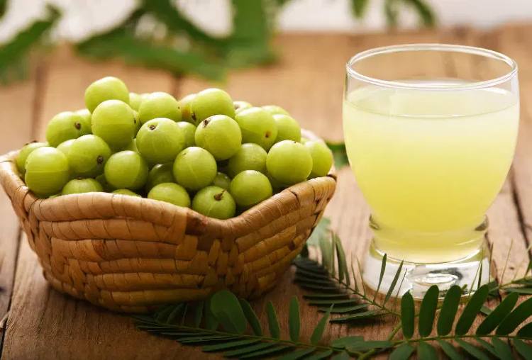 Amla (Indian Gooseberries): Benefits, Uses And Nutritional Value